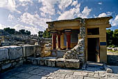 Creta - Il palazzo di Cnosso. Sala di ingresso al bagno lustrale 